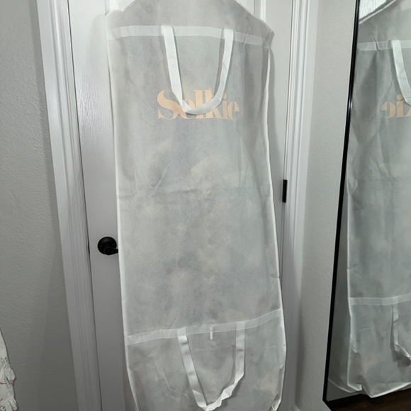 Selkie The Butter Rose In Bloom Bridal Gown with Selkie Gown Zip Bag - Size XL - Picture 13 of 14